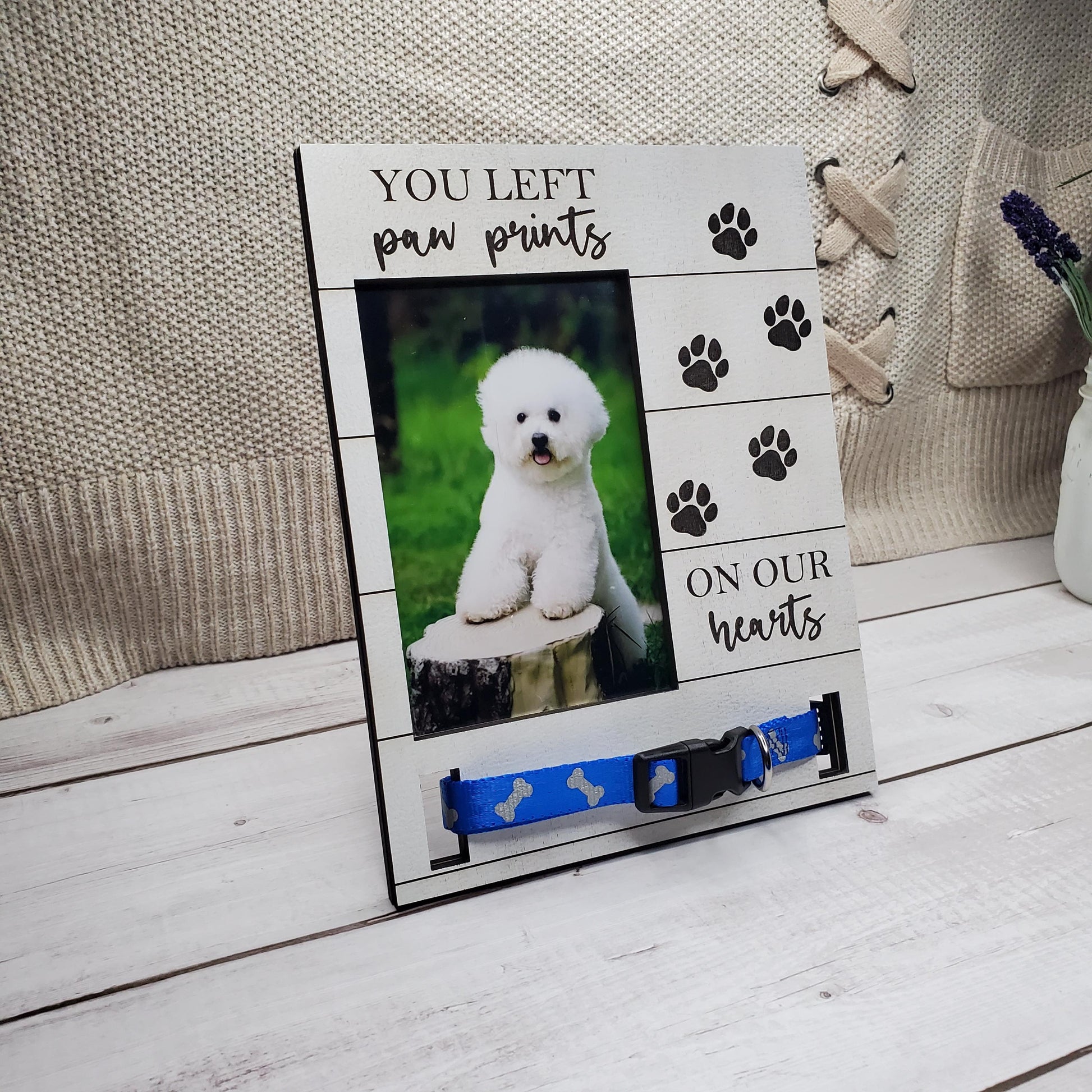 Dog Paw Print Collar Frame | Dog Paw Memorial Picture frame | Dog Collar Holder Frame